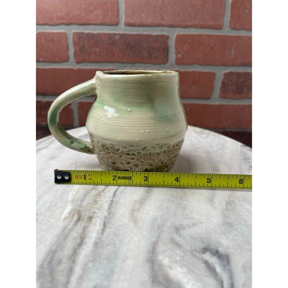 Studio Pottery Handmade Mug Green Celadon Textured Signed RK - Picture 2 of 7